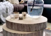 Las mesas rusticas de troncos también tienen estilo