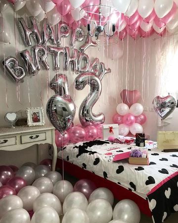 cuartos arreglados con globos de cumpleaños