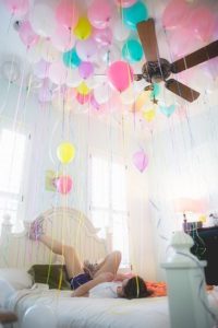 cuartos arreglados con globos niña