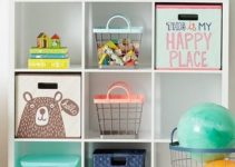 Organizadores y estantes para juguetes de niños