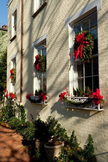 bonitos arreglos navideños para ventanas