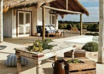 4 diferentes fachadas de casas de playa y cabañas