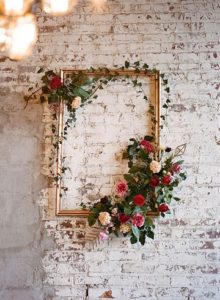 diseños de arreglos florales para pared