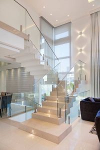 imagenes de escaleras para casas de 2 pisos