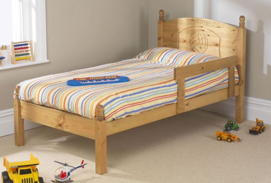 camas de madera para niños con protectores