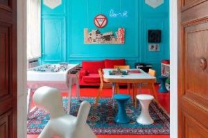 Ideas en decoracion azul turquesa y rojo en 4 espacios