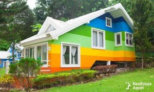 exteriores de casas pintadas diferentes colores