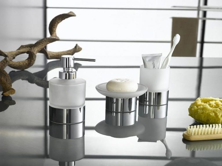 5 adornos para baños modernos y cargados de elegancia