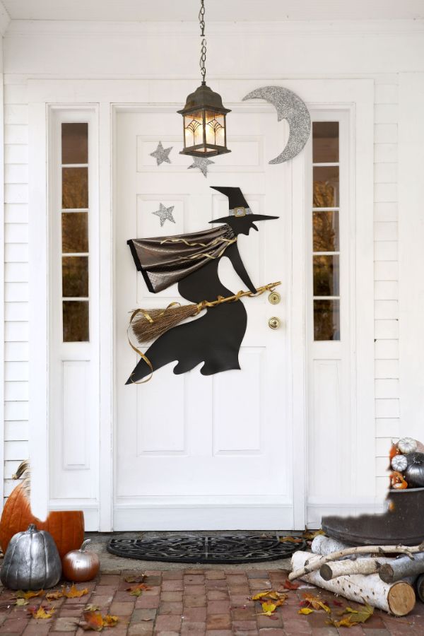 como decorar una puerta de halloween con figuras