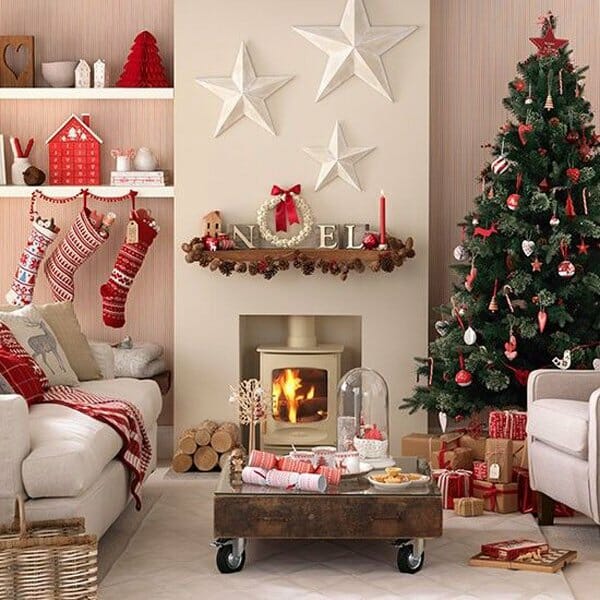 como decorar una sala en navidad paredes