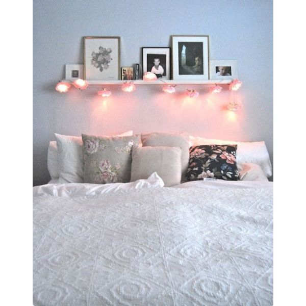 ideas para decorar un cabecero de cama repisa luminosa