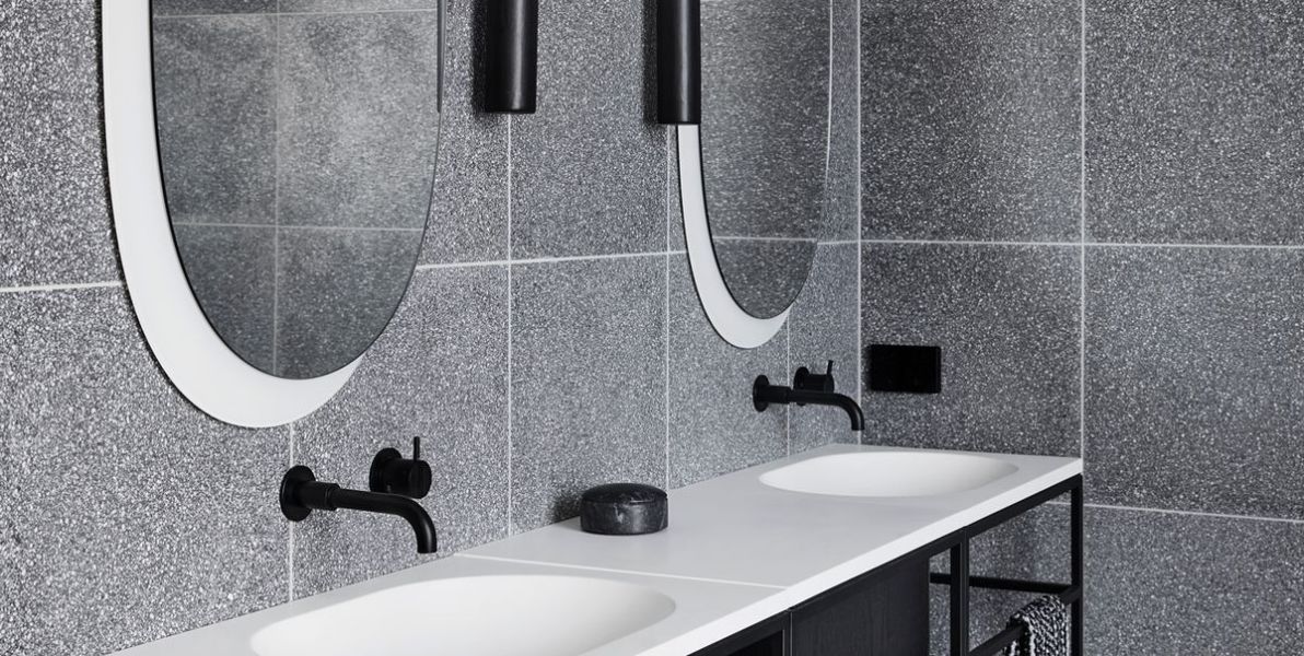 baños modernos color gris vivos negros