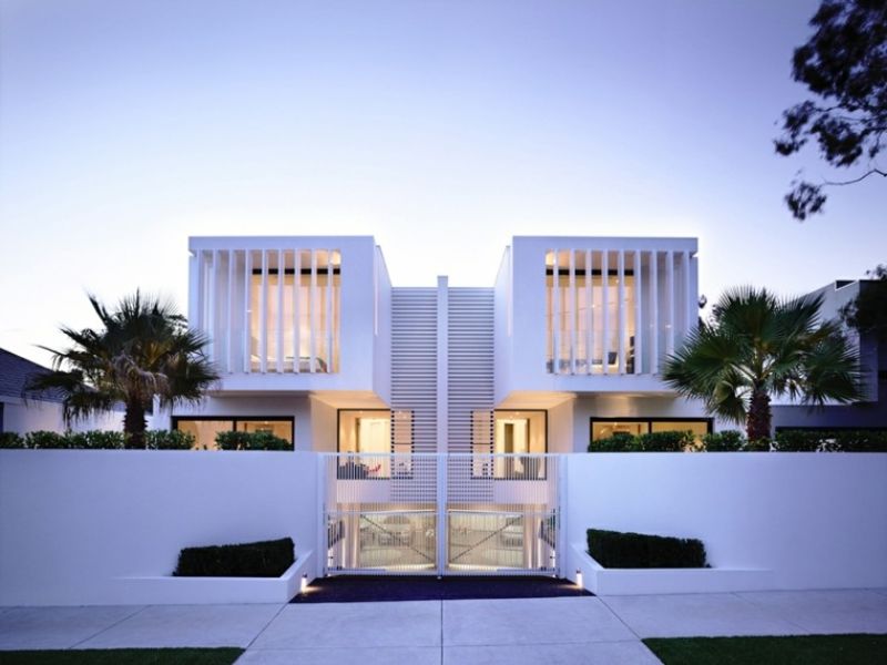 arquitectura de casas modernas con tres materiales