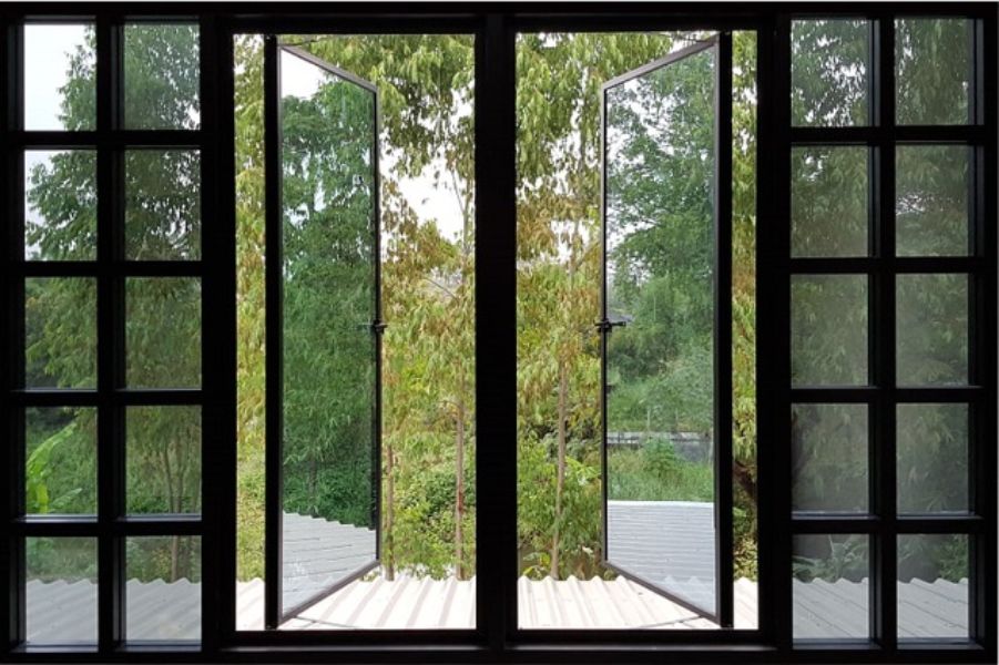 ventanas de cuadros modernos con marcos de aluminio